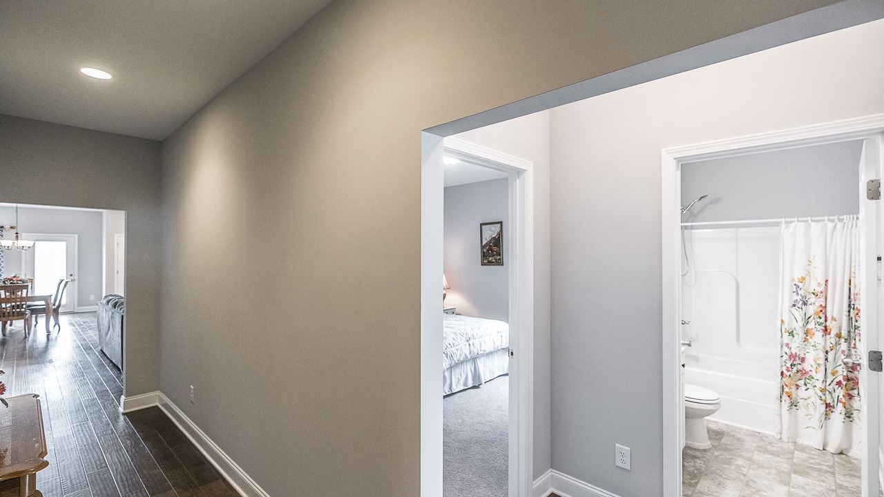 Photo of Bedroom in Gallatin