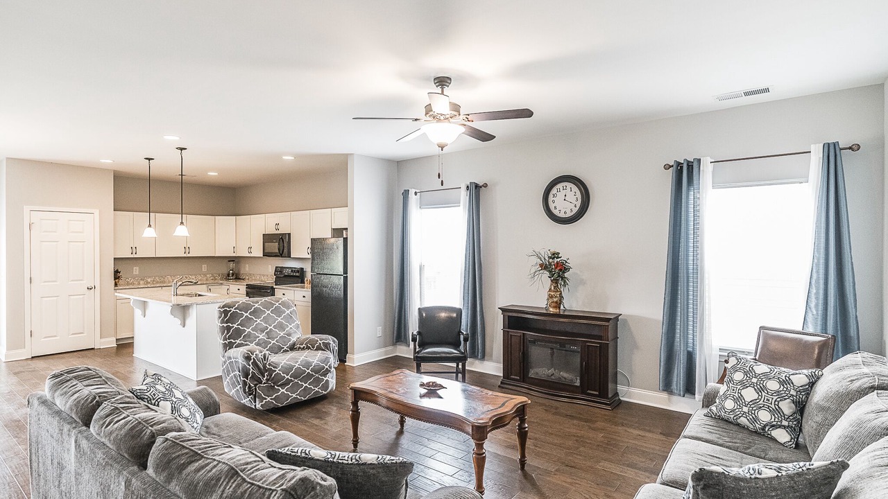Photo of Livingroom in Gallatin