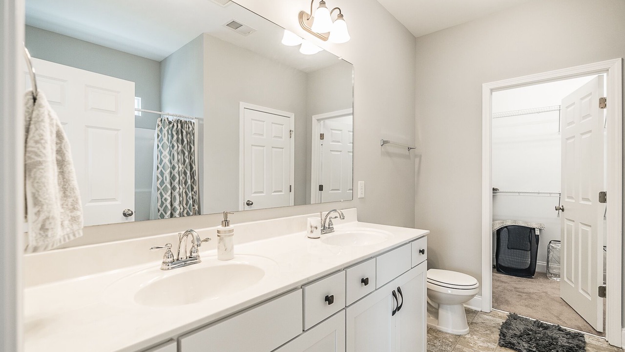 Photo of Bathroom in Gallatin