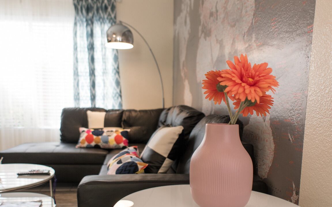 Photo of Livingroom in Enterprise