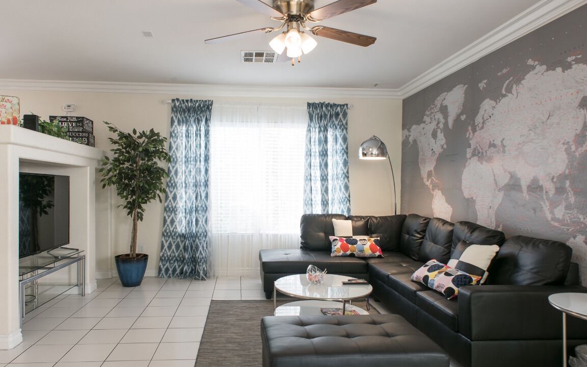 Photo of Bedroom in Enterprise