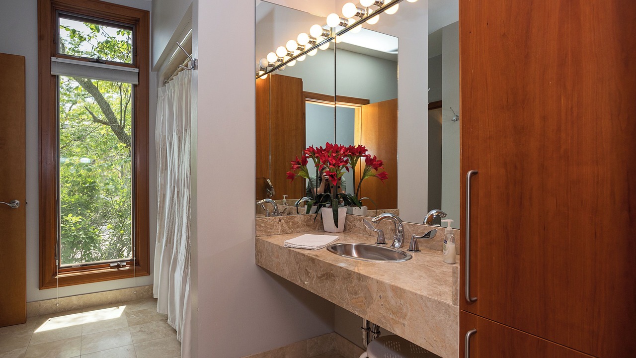 Photo of Bathroom in Grand Beach