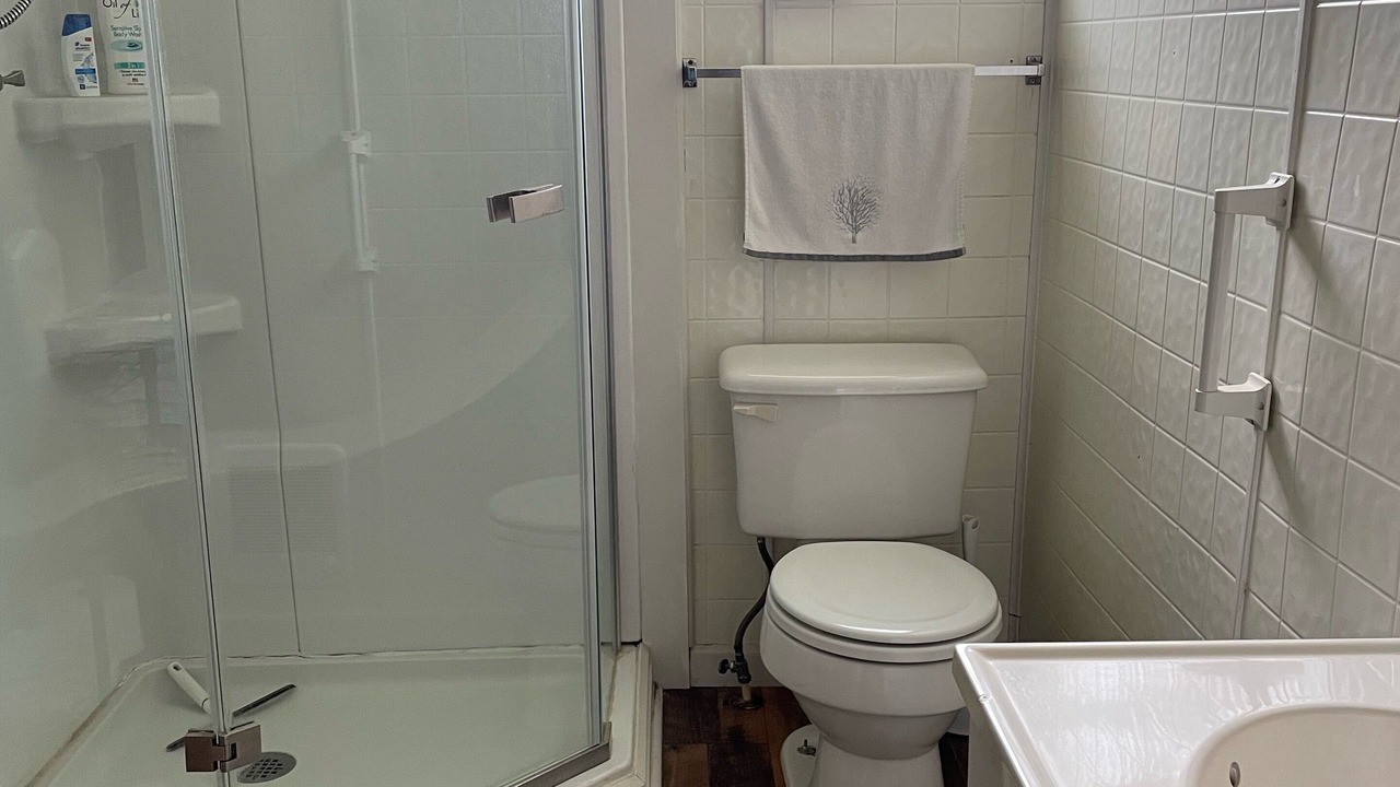 Photo of Bathroom in Kelso