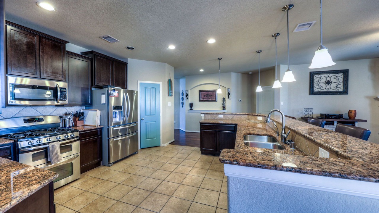 Photo of Kitchen in El Lago