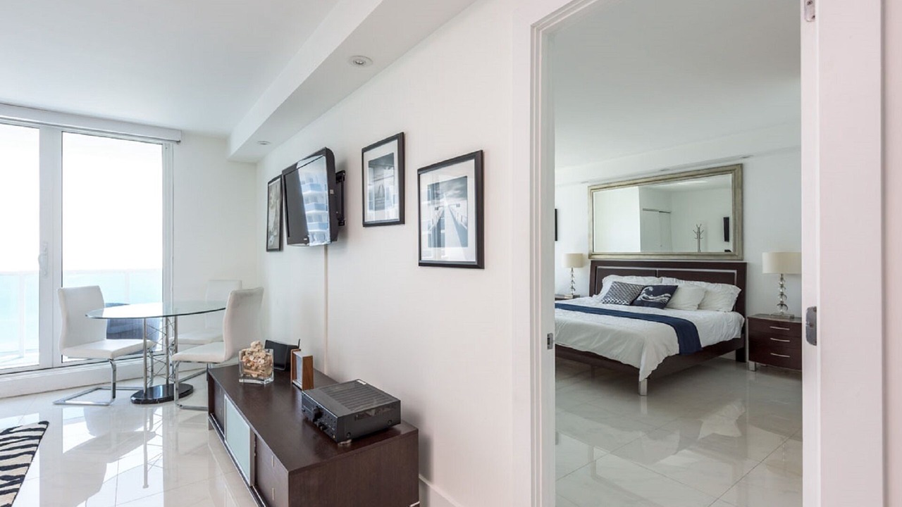 Photo of Bedroom in South Beach