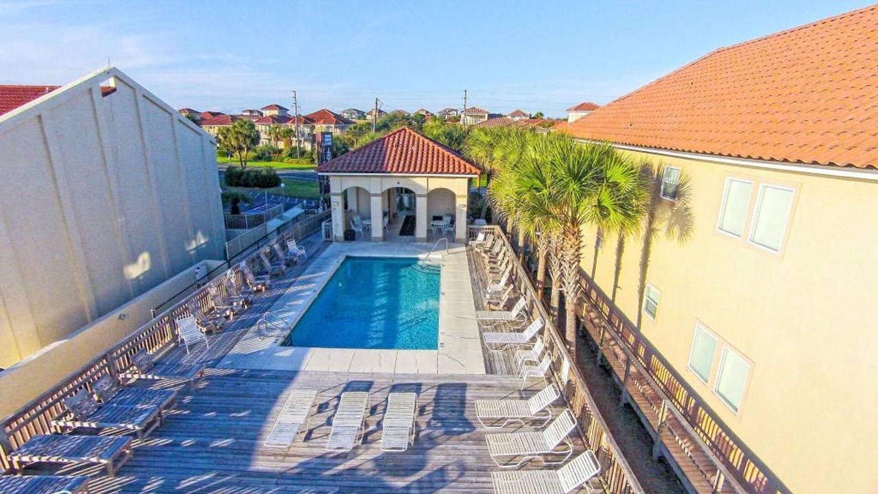 Photo of Outdoor in Fort Bay