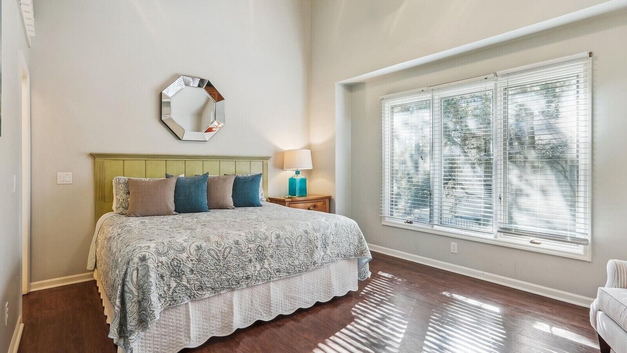 Photo of Bedroom in Oceanside