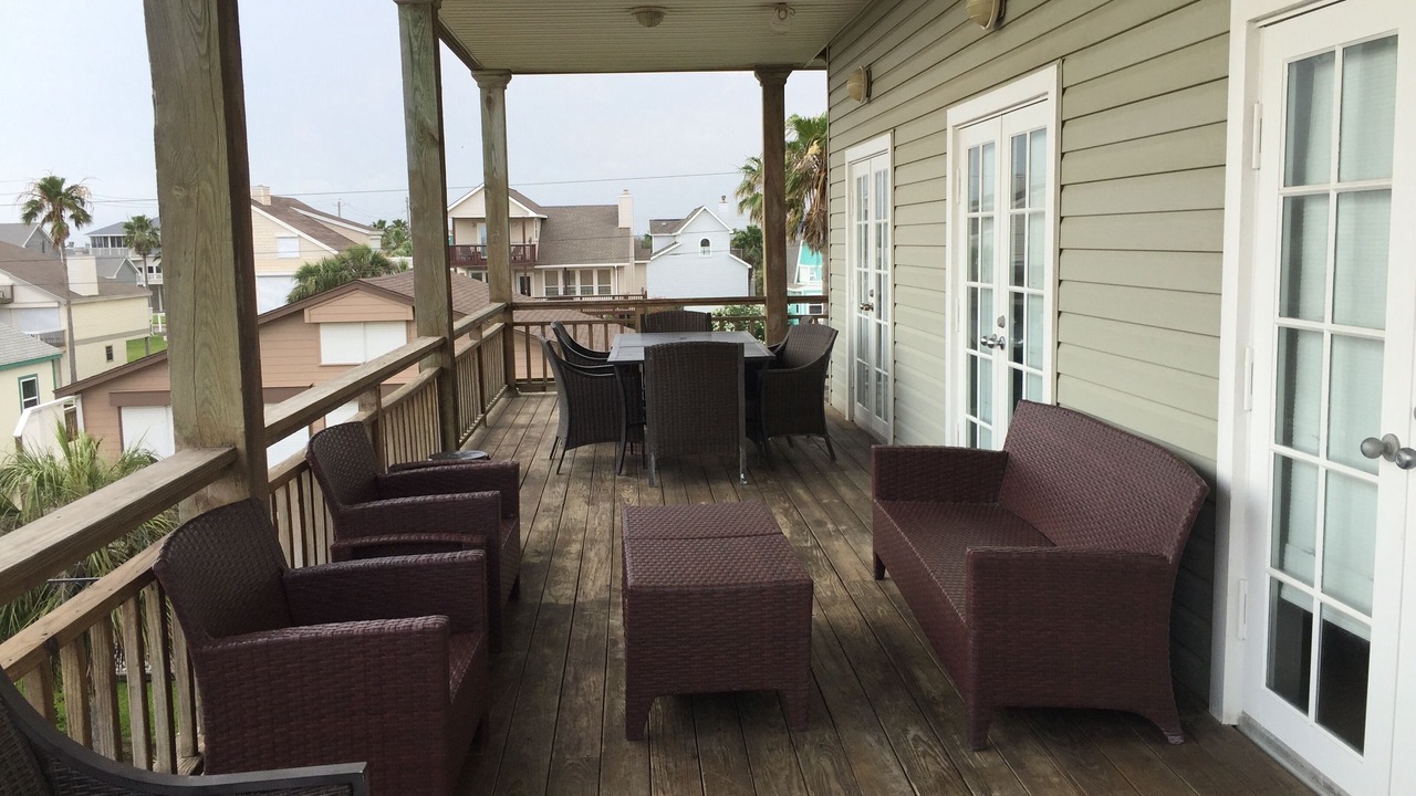 Photo of Patio Balcony in Pirates Beach