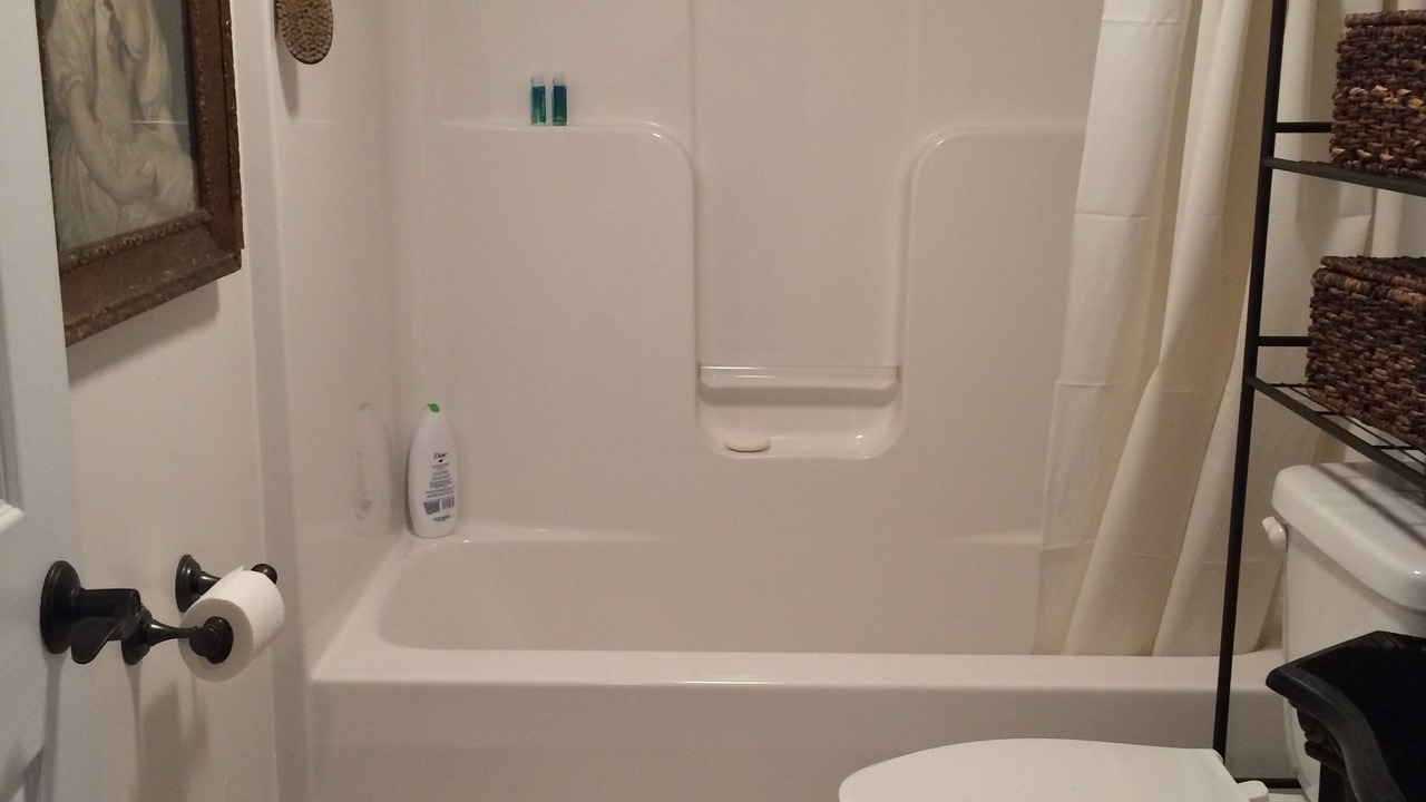 Photo of Bathroom in Mayfield