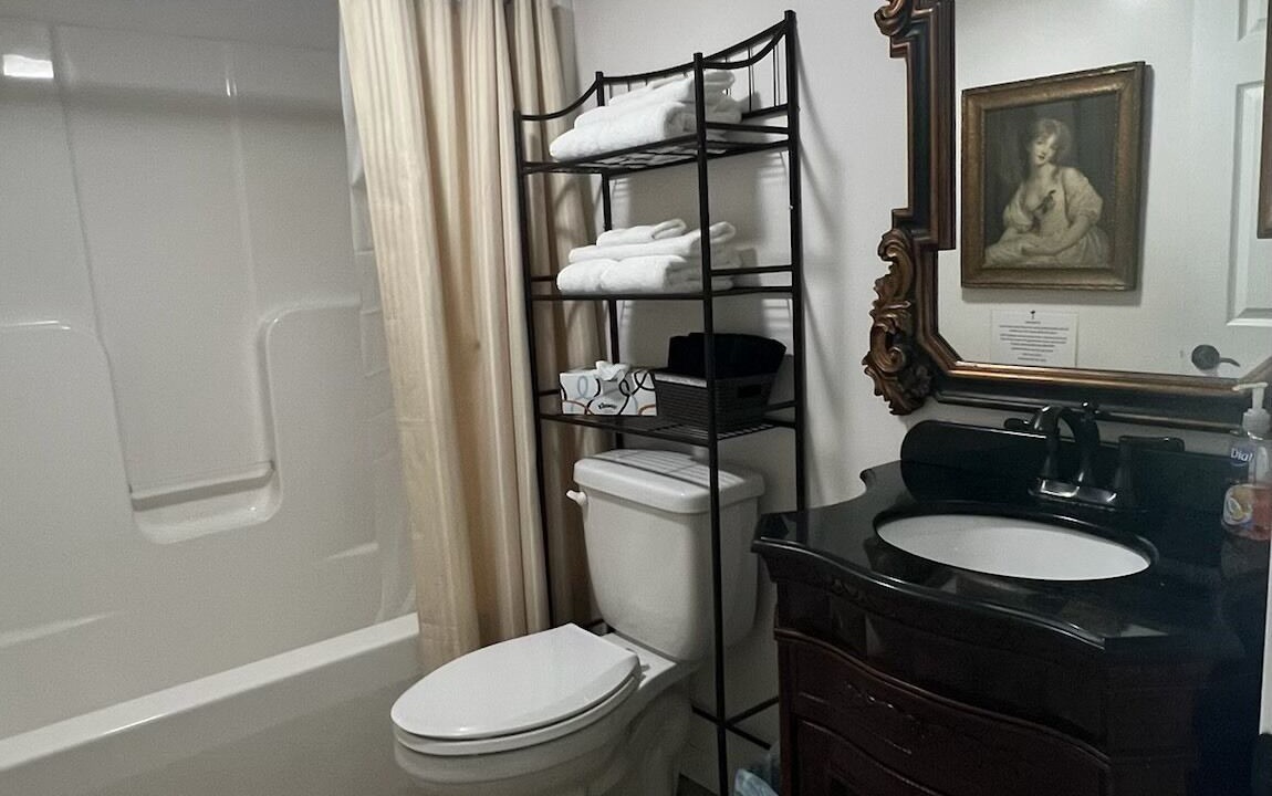 Photo of Bathroom in Mayfield