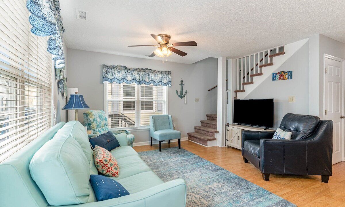 Photo of Livingroom in Surfside Beach