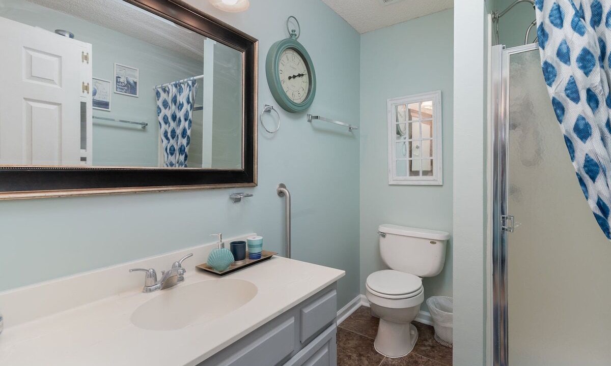 Photo of Bathroom in Surfside Beach