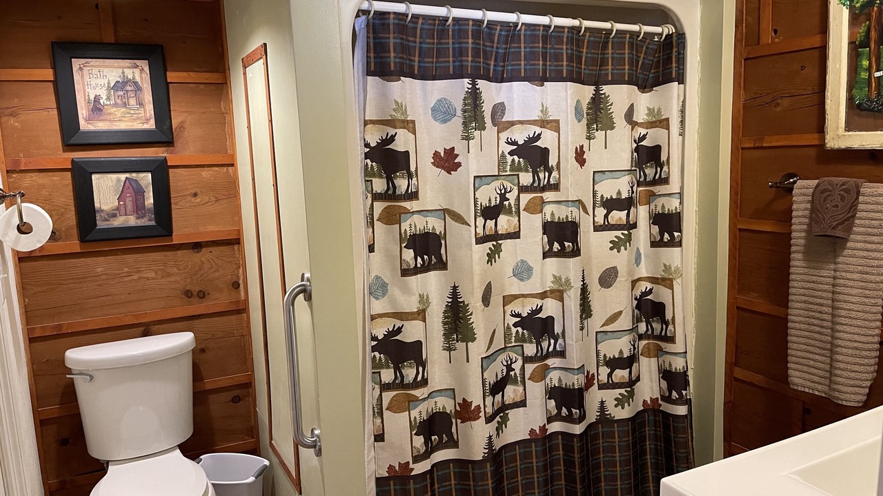 Photo of Bathroom in Spencer
