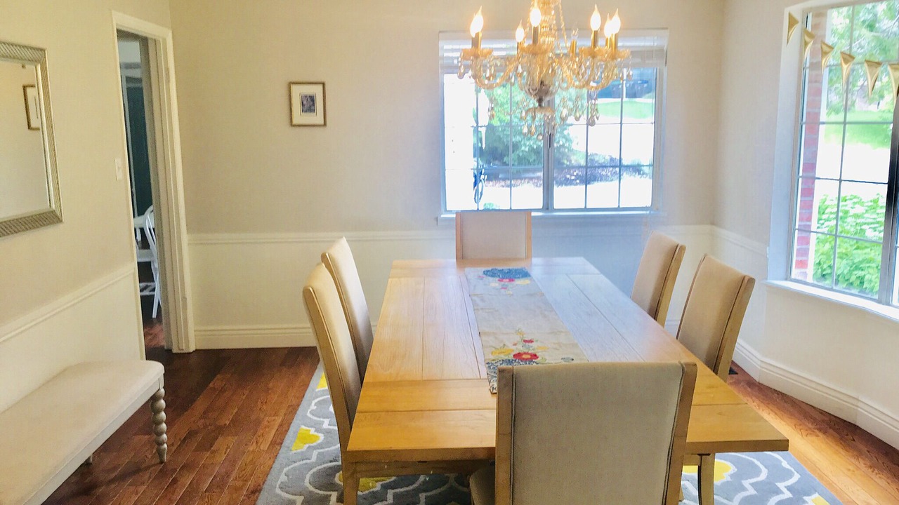Photo of Livingroom in Sherwood Hills