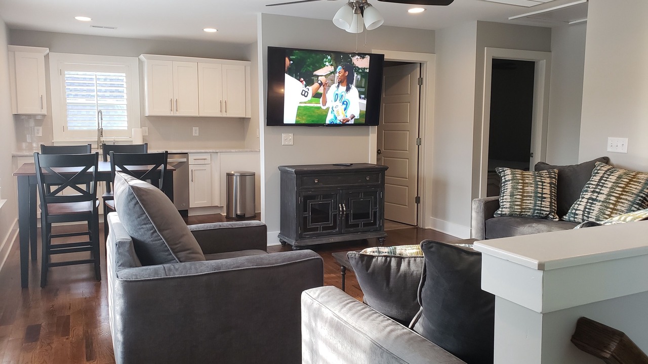 Photo of Livingroom in Sylvan Heights