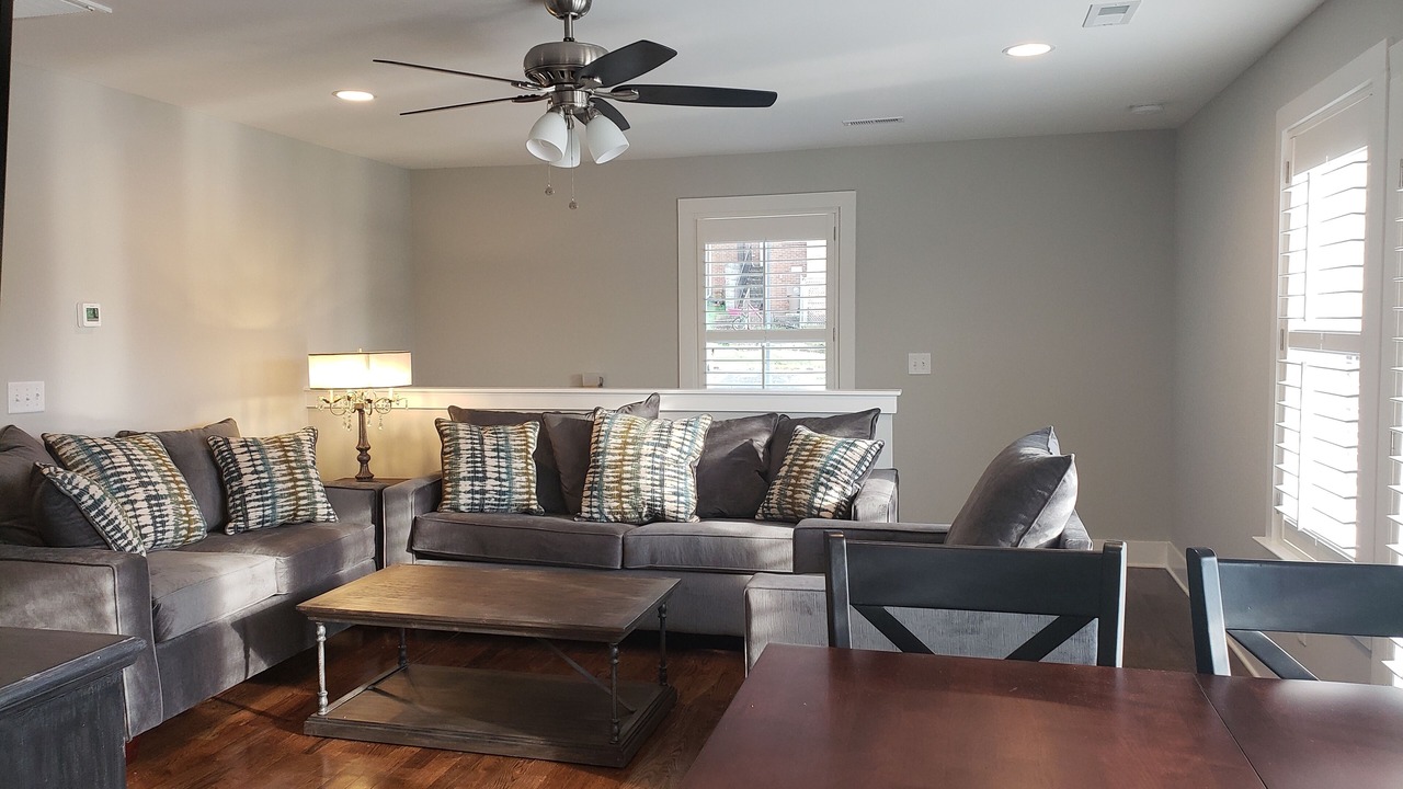 Photo of Livingroom in Sylvan Heights
