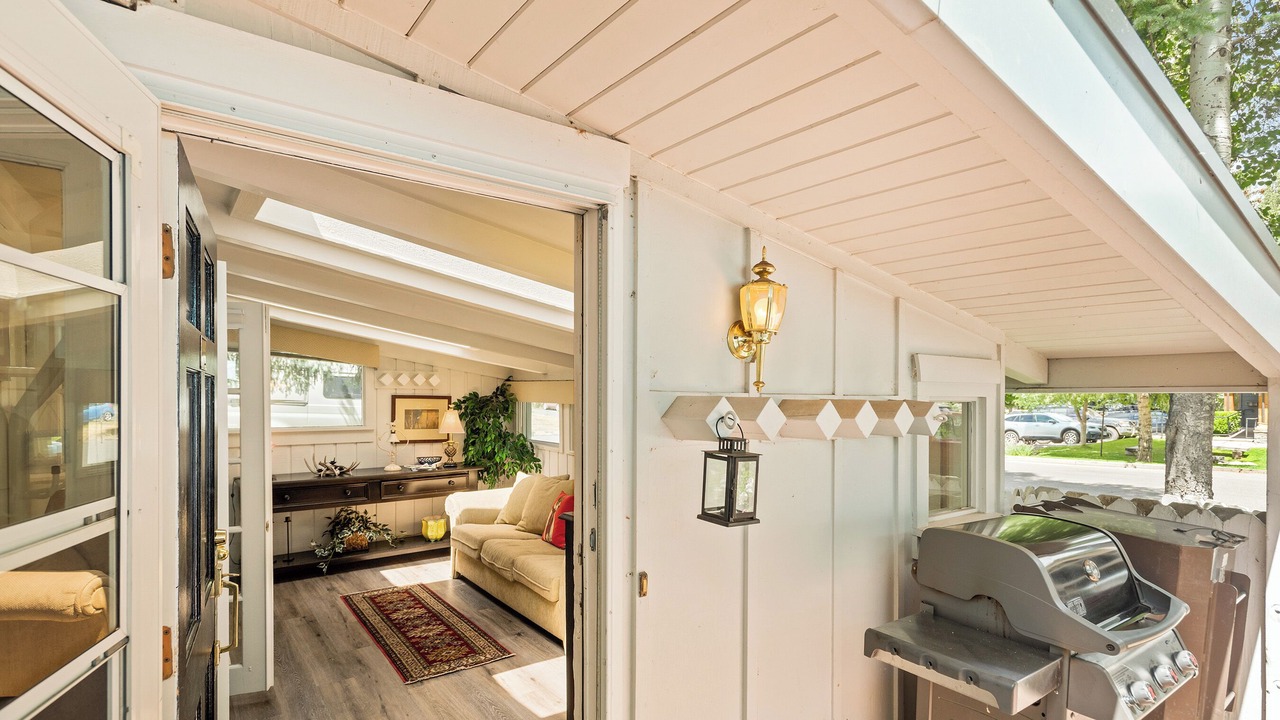 Photo of Patio Balcony in West End