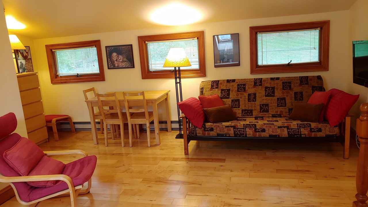 Photo of Livingroom in Hamilton