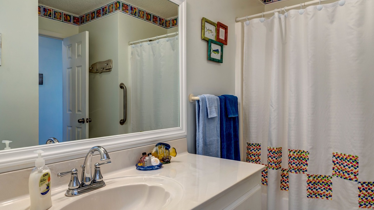 Photo of Bathroom in Silver Cay