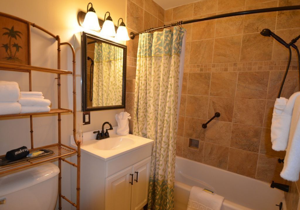 Photo of Bathroom in Isle of Palms