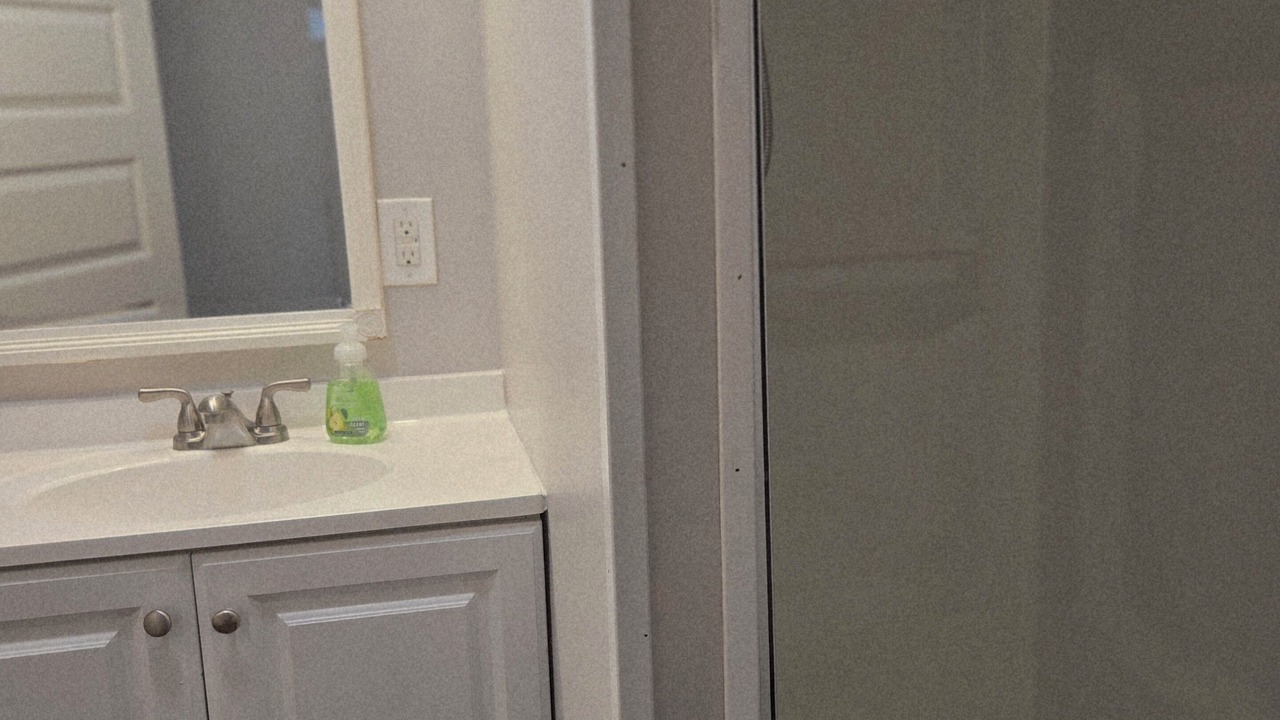 Photo of Bathroom in Eastward Look