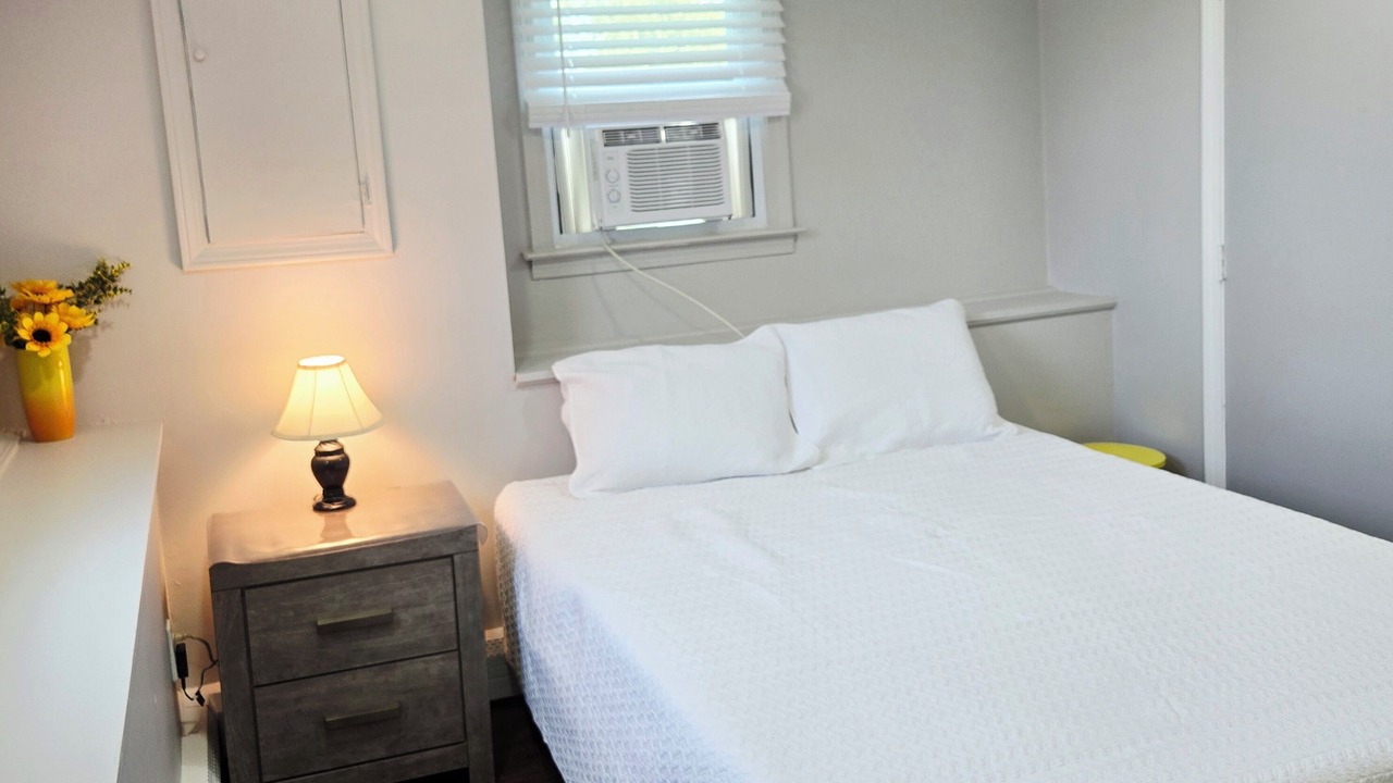 Photo of Bedroom in Eastward Look