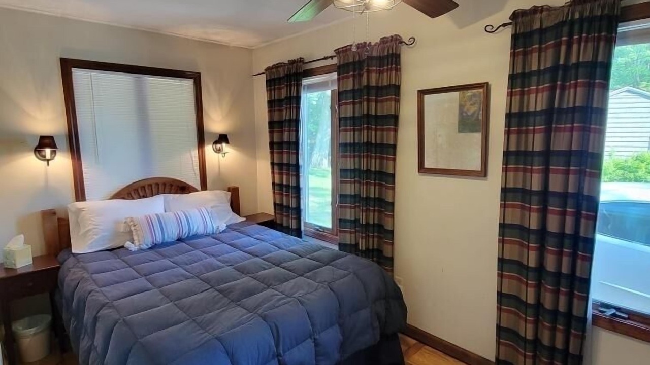 Photo of Bedroom in Rogers