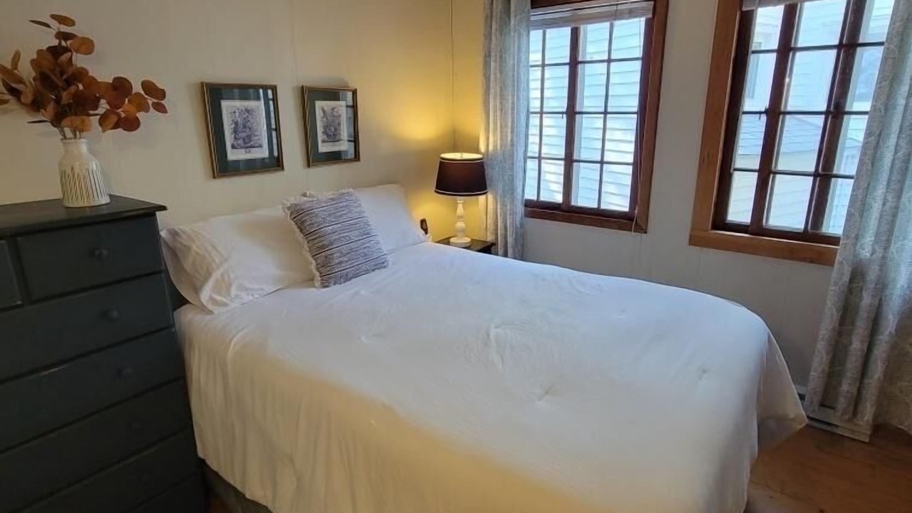 Photo of Bedroom in Rogers