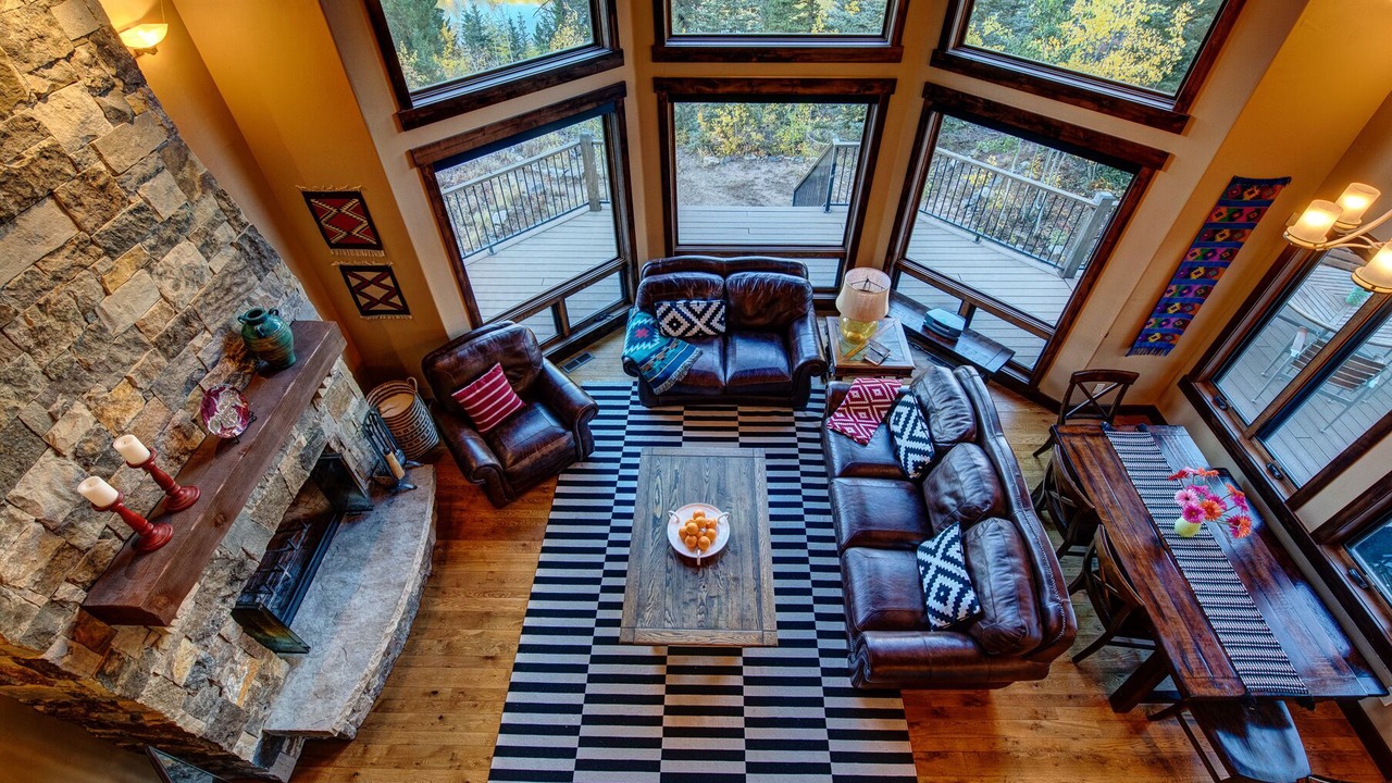 Photo of Livingroom in Columbine Lake