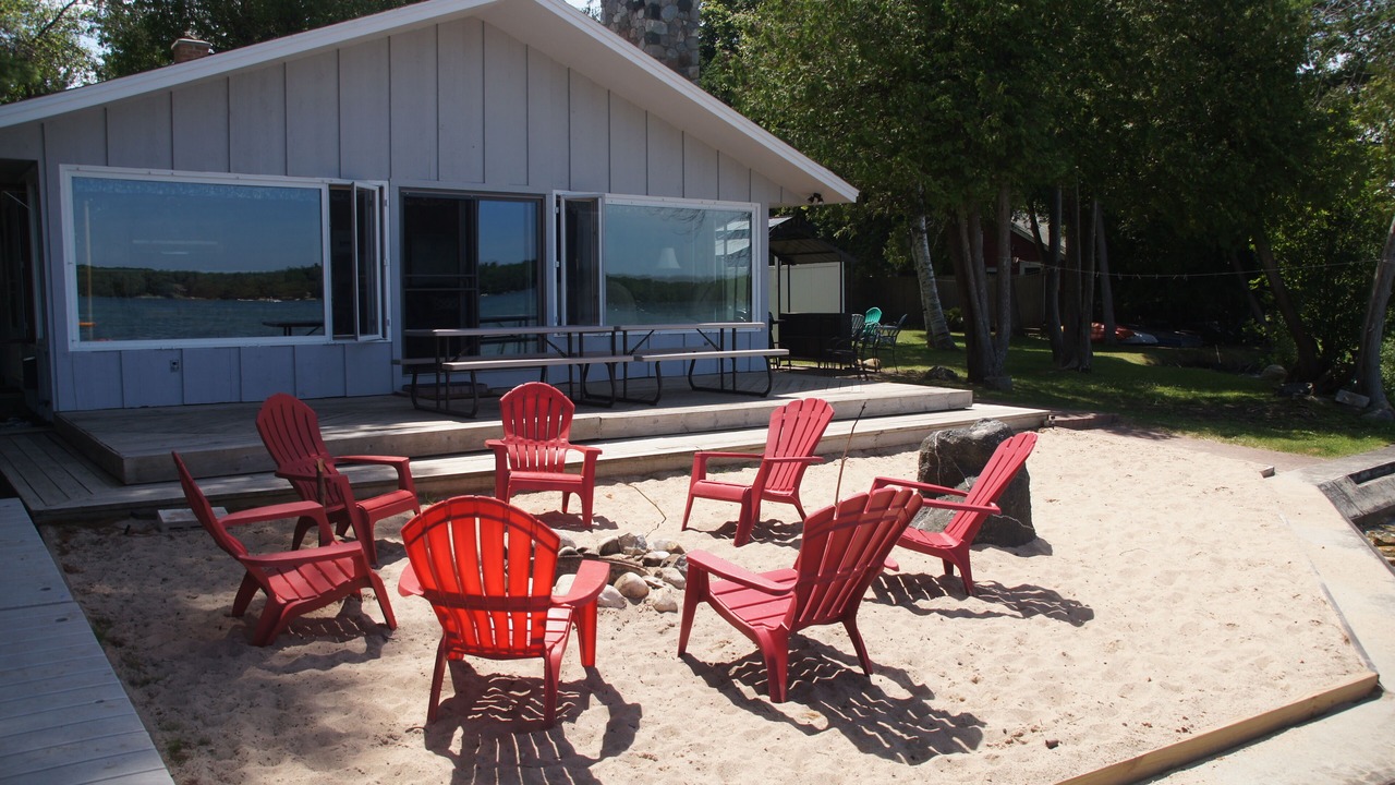 Photo of Outdoor in Maple City