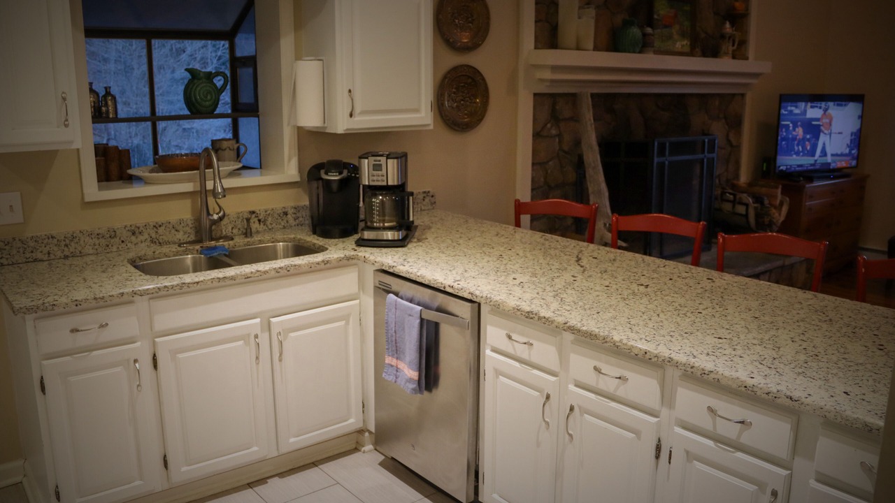Photo of Kitchen in Seven Devils