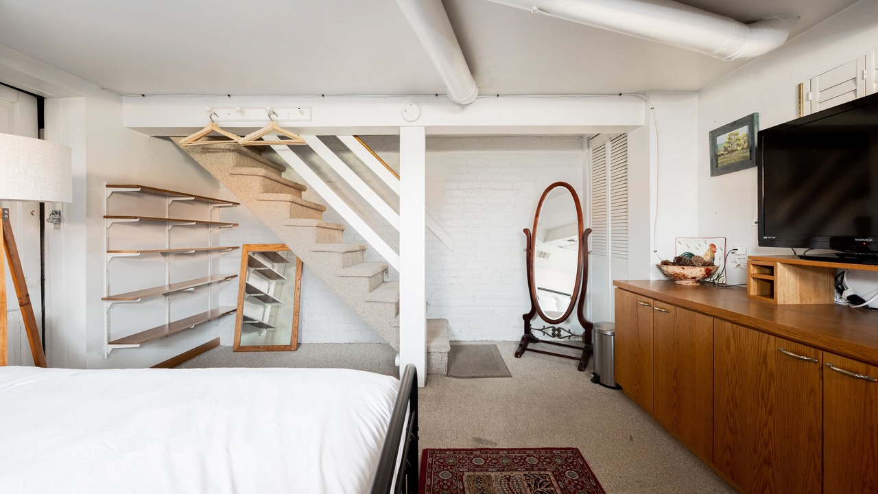 Photo of Bedroom in Capitol Hill