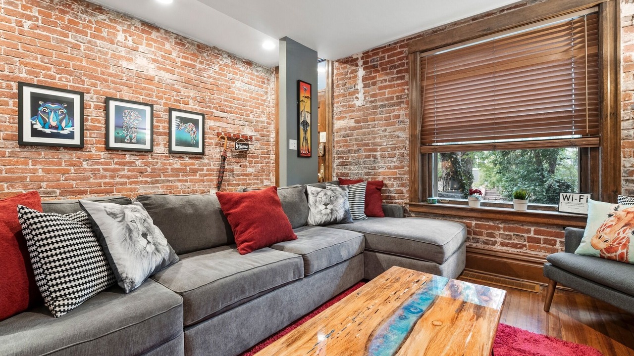 Photo of Livingroom in Capitol Hill