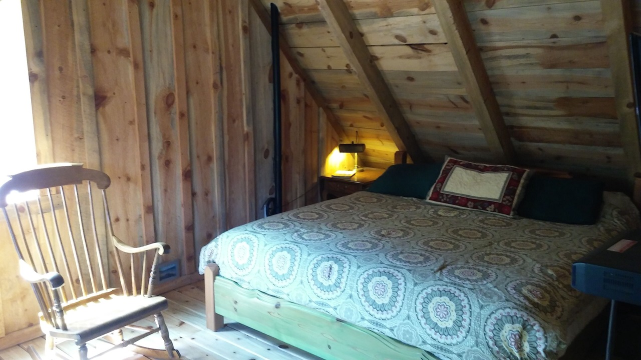 Photo of Bedroom in Pine