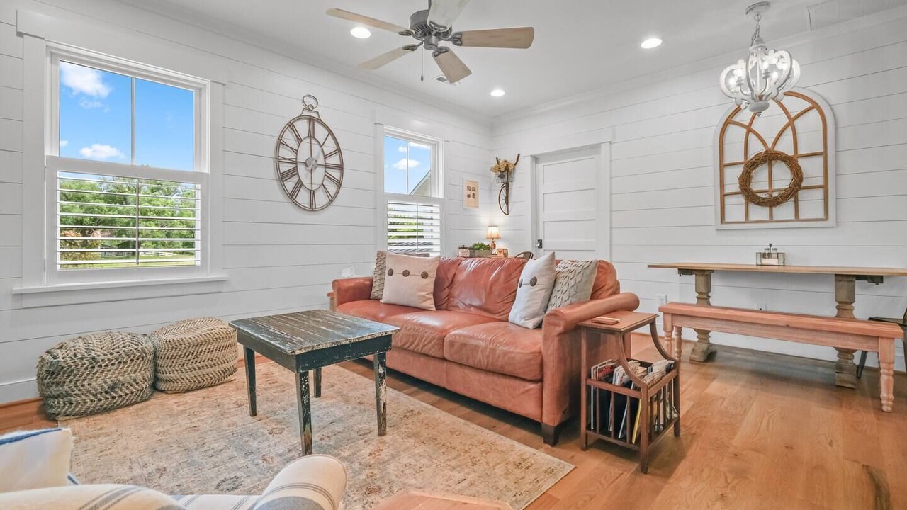Photo of Bedroom in Batesville