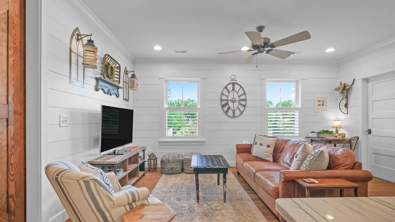 Photo of Bedroom in Batesville