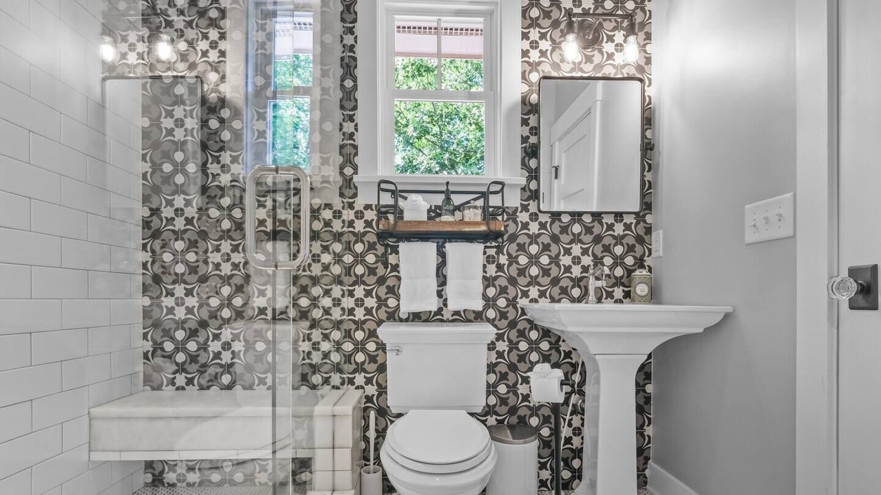 Photo of Bathroom in Batesville