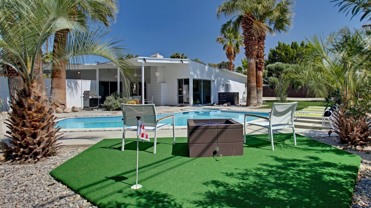 Photo of Others in Racquet Club Estates
