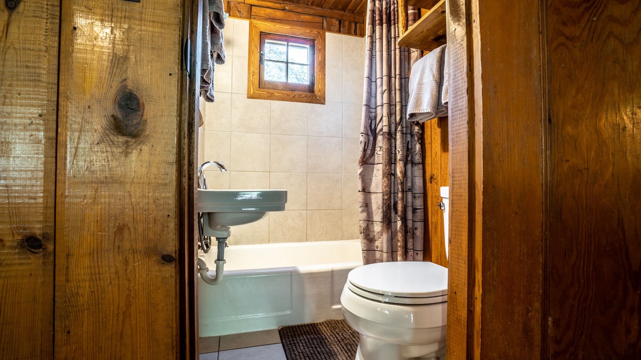 Photo of Bathroom in Evergreen