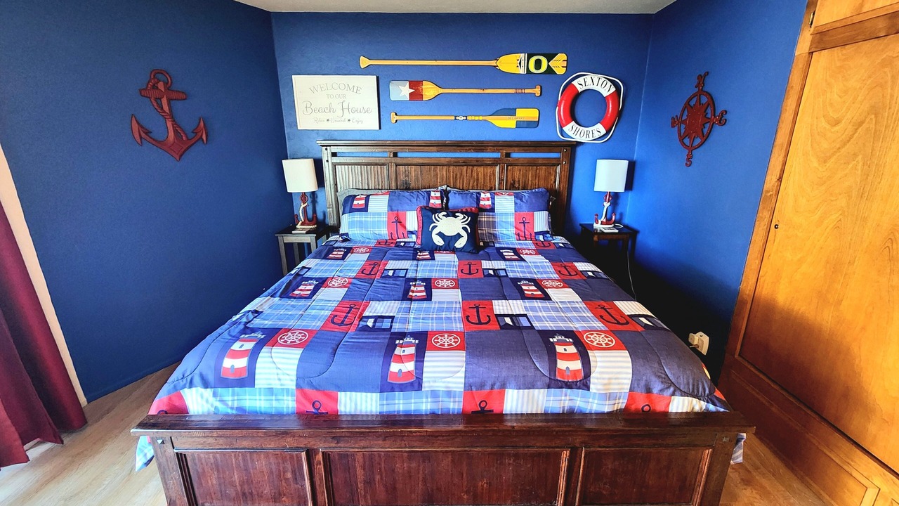 Photo of Bedroom in Harbor