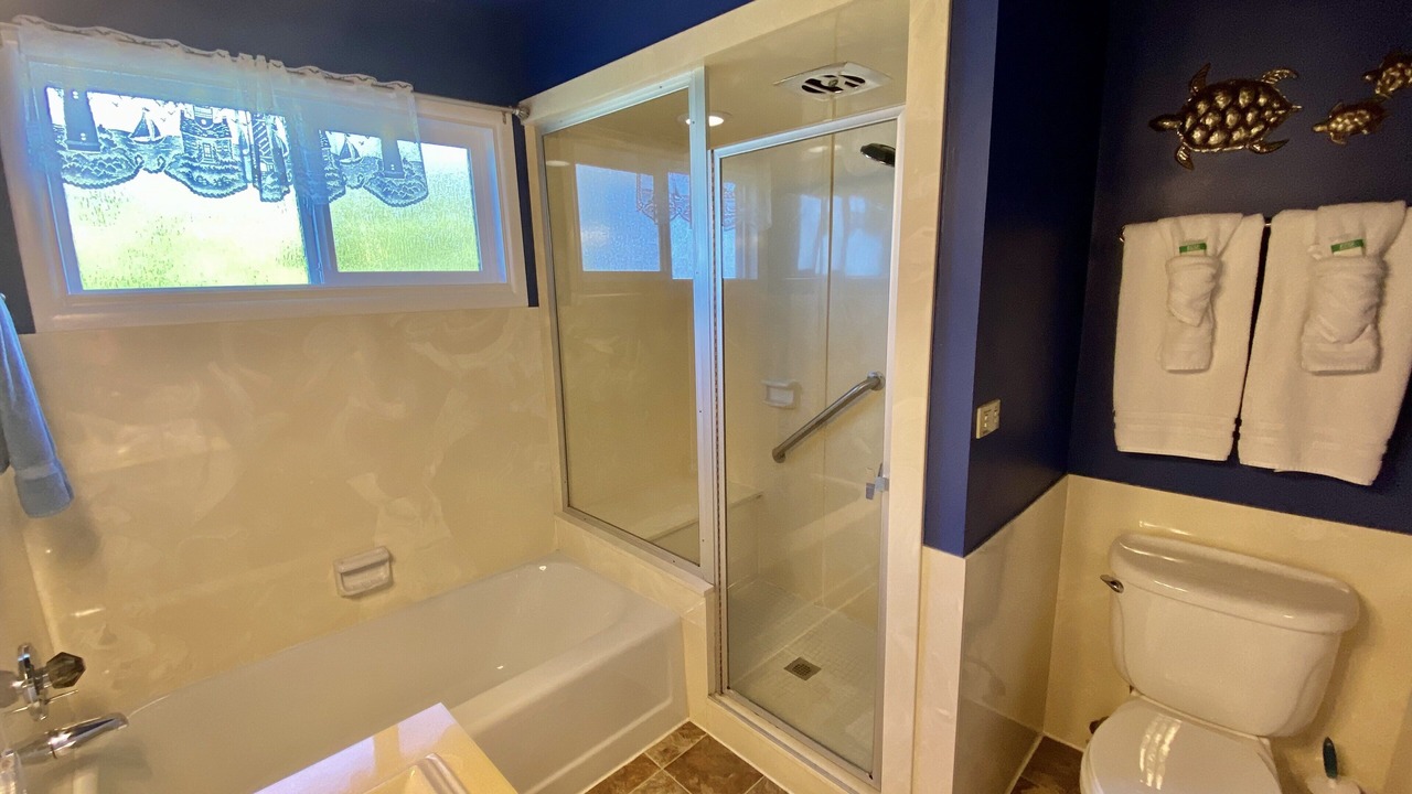 Photo of Bathroom in Harbor