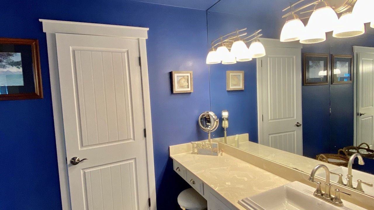 Photo of Bathroom in Harbor