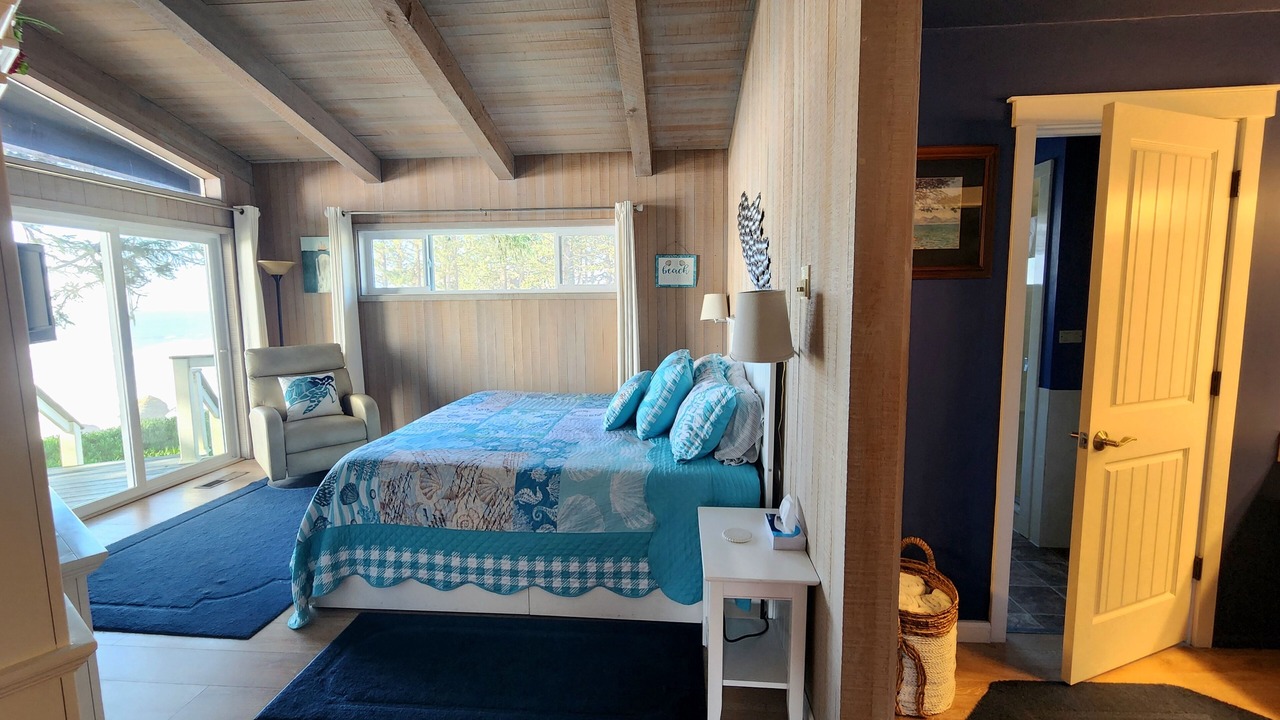 Photo of Bathroom in Harbor