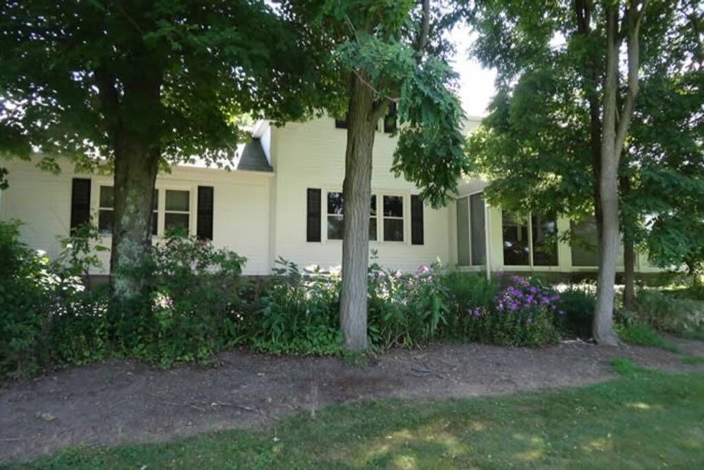 Photo of Outdoor in Burlington Flats