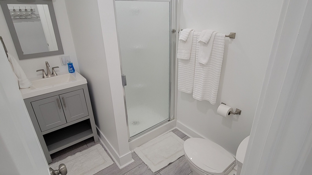 Photo of Bathroom in Warren County