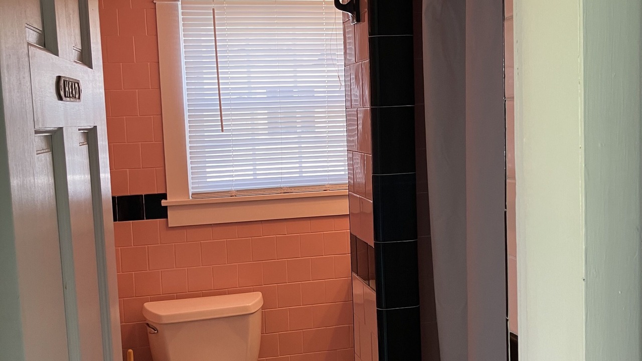 Photo of Bathroom in Eastward Look