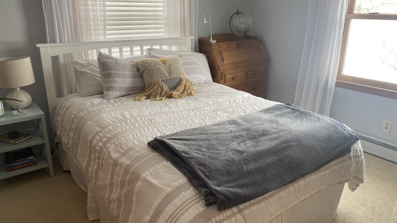 Photo of Bedroom in Colgate