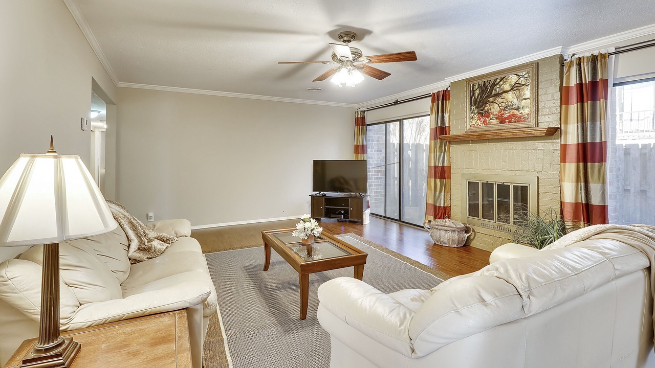 Photo of Livingroom in Germantown