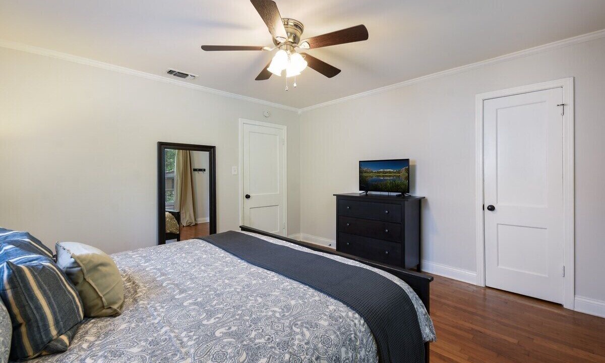 Photo of Bedroom in Brentwood
