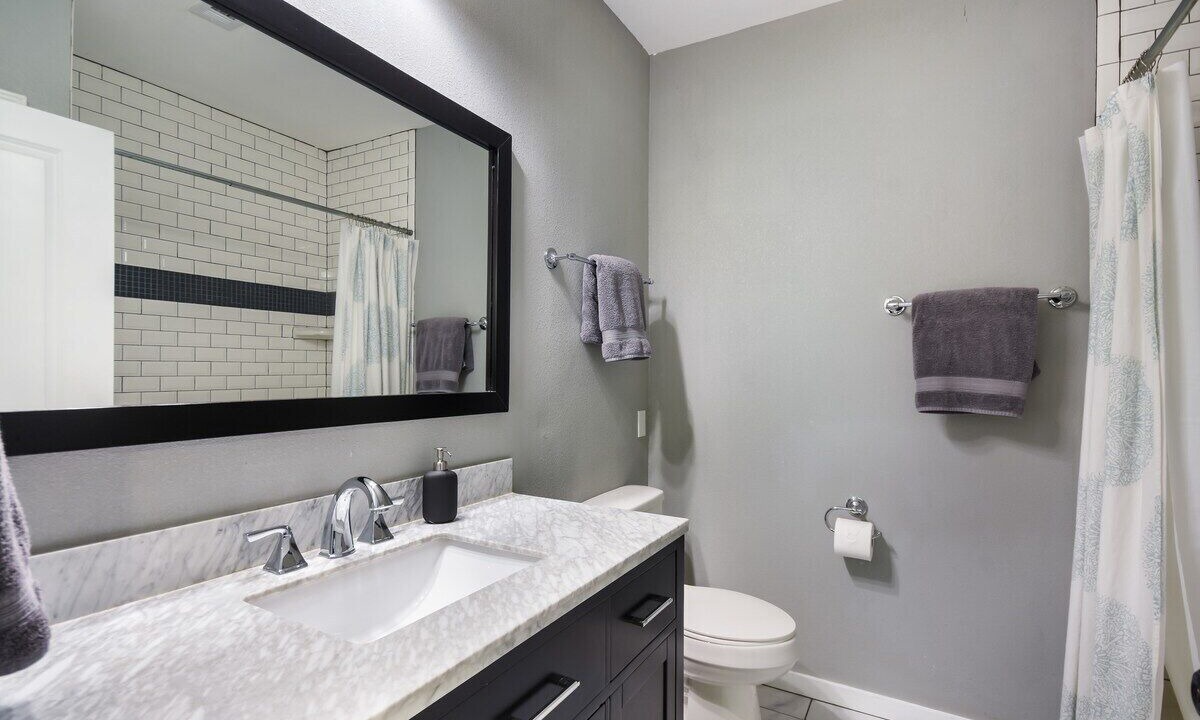 Photo of Bathroom in Brentwood